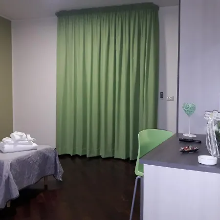 Athena Bed & Breakfast 3*