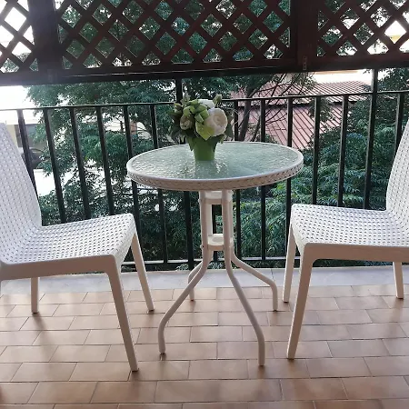 Athena Bed & Breakfast 3*